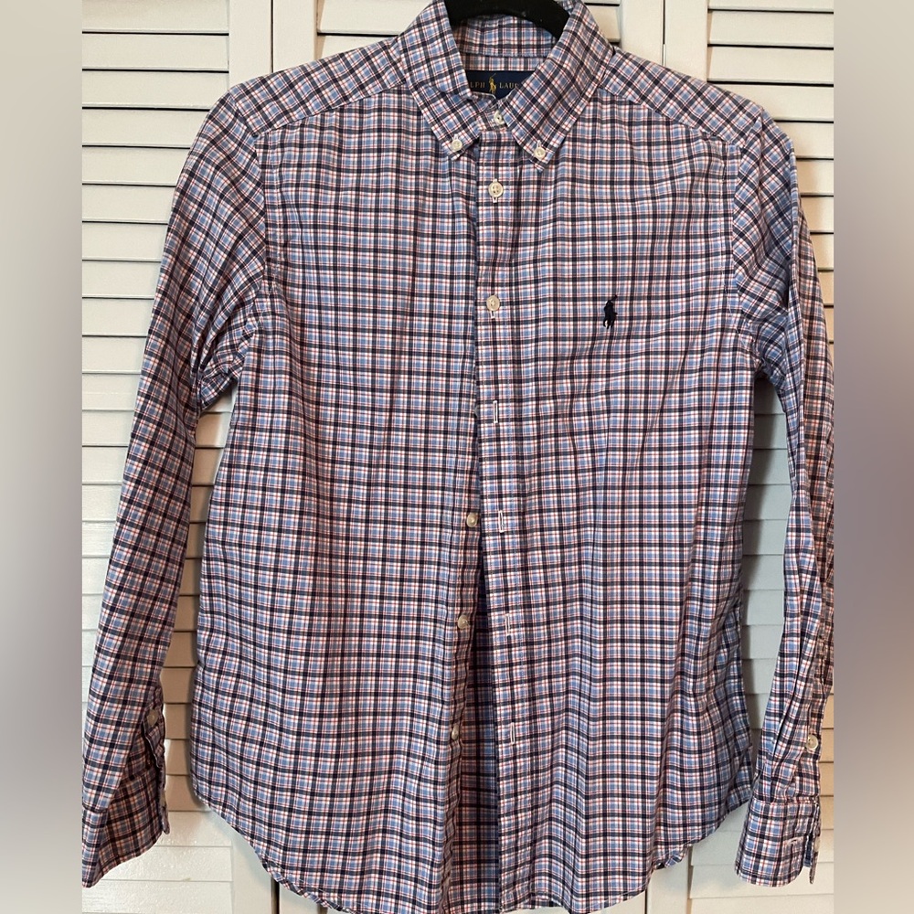 Ralph Lauren button down shirt. Checkered long sleeve size 14-16 Large